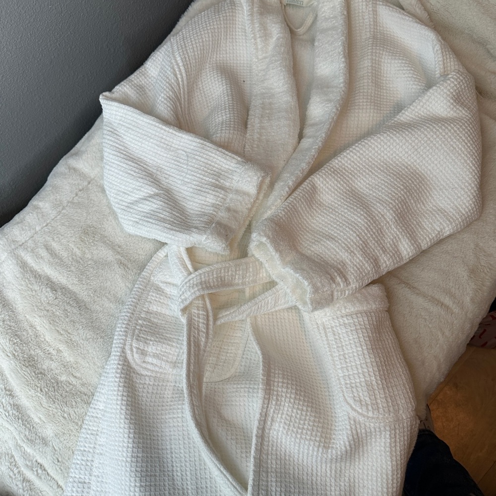Haven robe - Picture 2 of 5